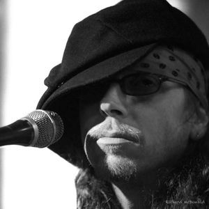 Meet your Posher, Lee